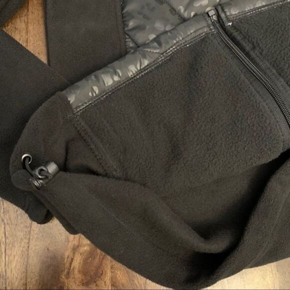 New Balance NWOTs Quilted Cloud Fleece Jacket - Picture 6 of 10